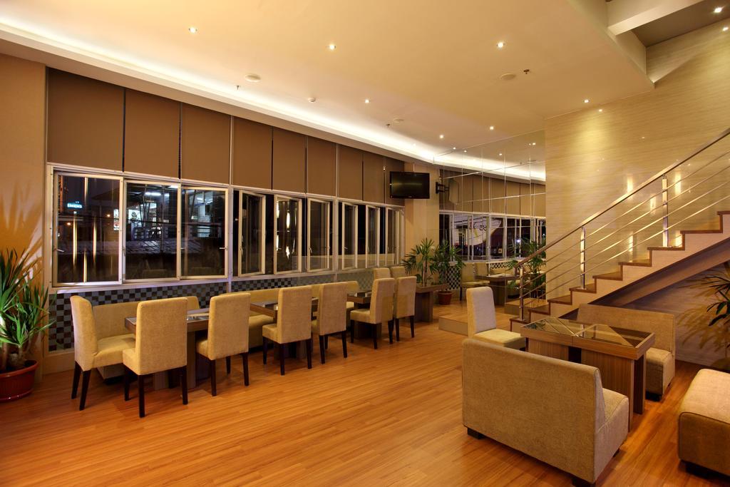 Vio Hotel Pasteur Bandung Eksteriør bilde